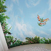 Роспись потолка с дополнительными элементами - цветами и птицами