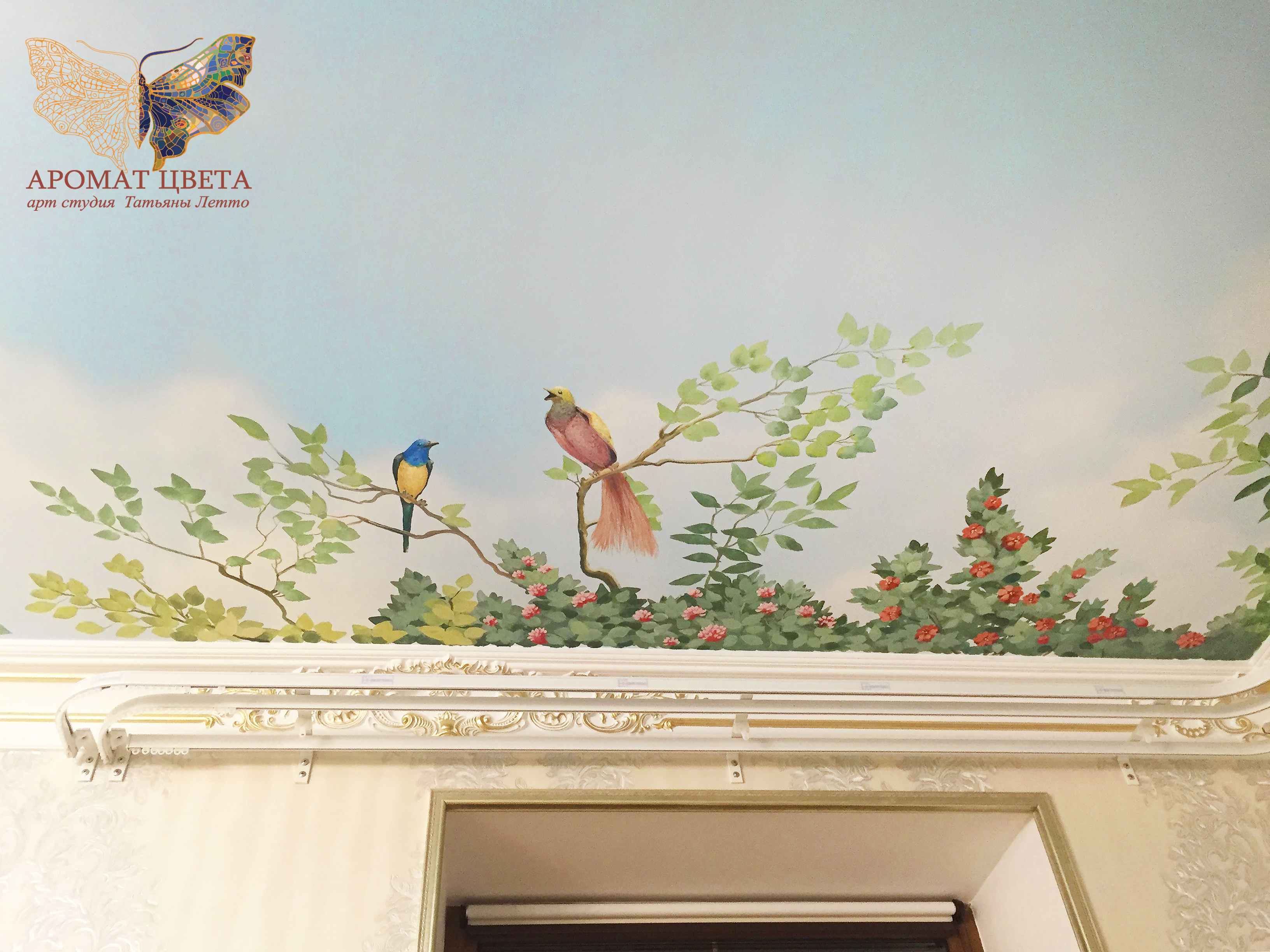 Роспись потолка "Цветы и птицы"