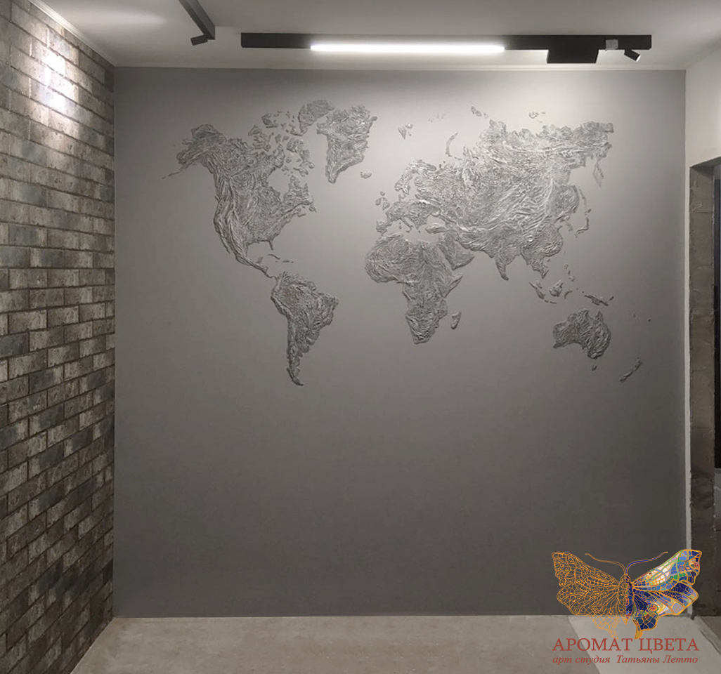 Барельеф "Карта мира"