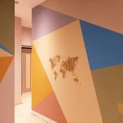 Барельеф "Карта мира" и сложная покраска стен
